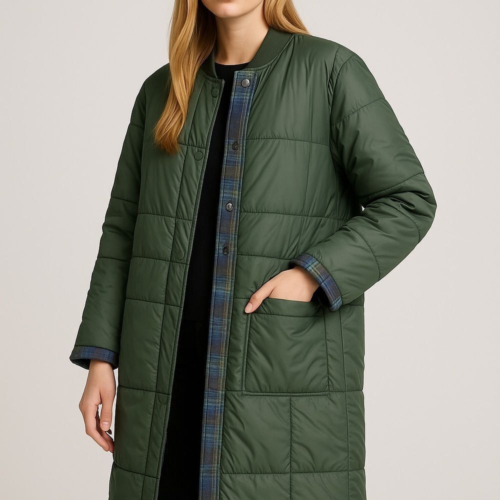 Green Quilted Women's Coat with pleated trim size XL